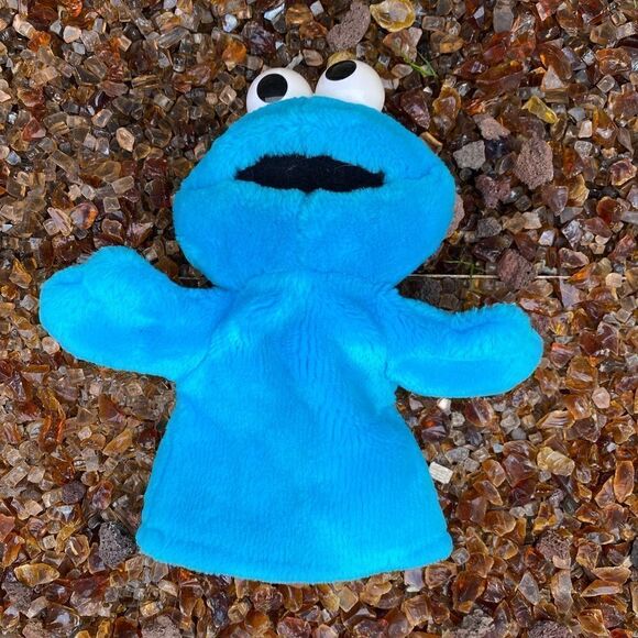 Sesame Street Cookie Monster Hand Puppet. EUC! - Picture 2 of 5